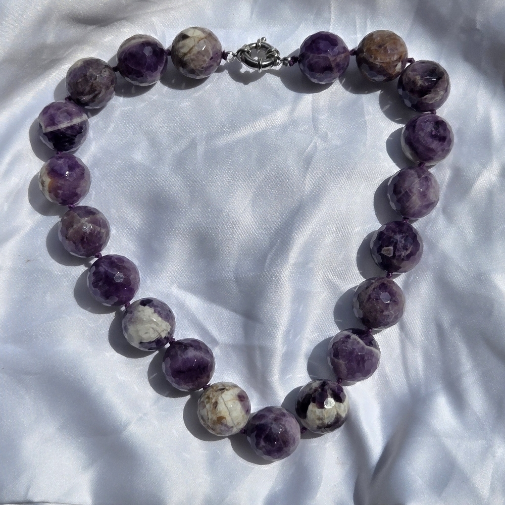 Chevron Amethyst Necklace - Picture 3 of 8